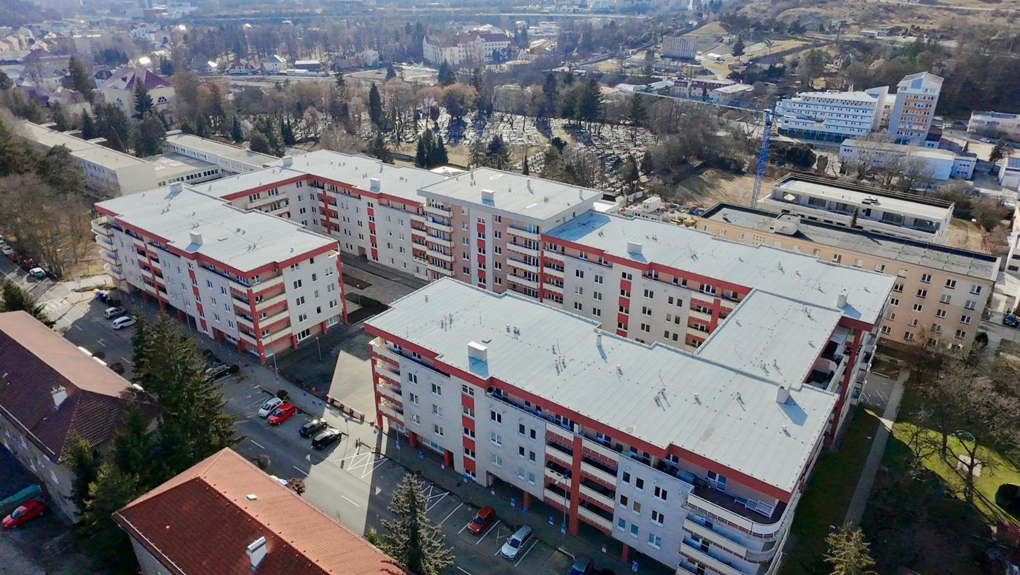 Simcity 3 I City Centre & Free Parking 24H Self Check-In Banska Bystrica Exterior photo