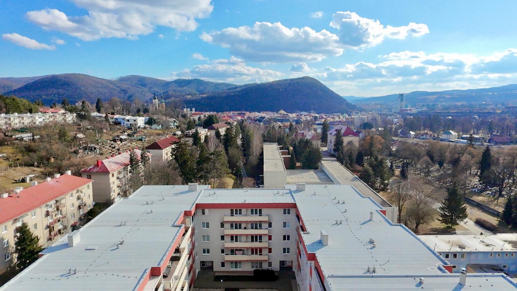 Simcity 3 I City Centre & Free Parking 24H Self Check-In Banska Bystrica Exterior photo